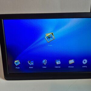 Digital photo frame model.p100